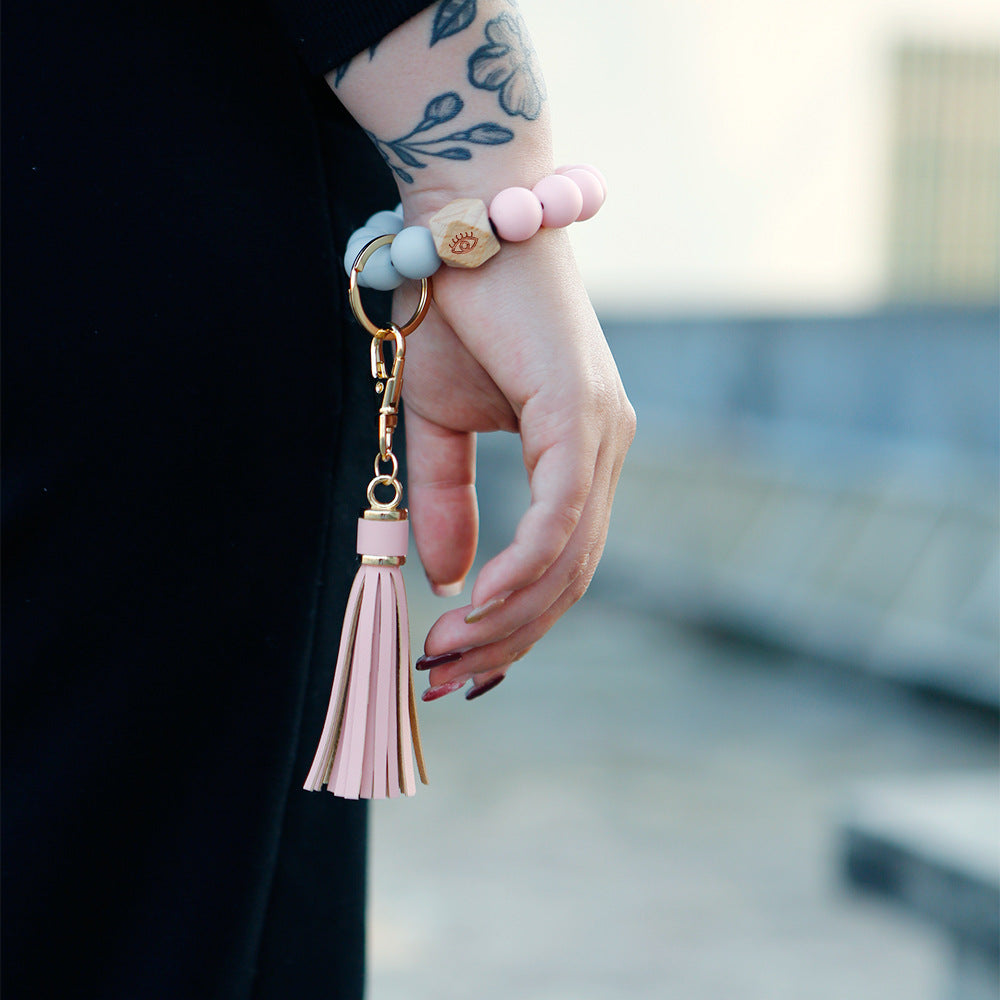 Wholesale Skull Hairball Leather Tassel Silicone Beaded Wristlet Keychain